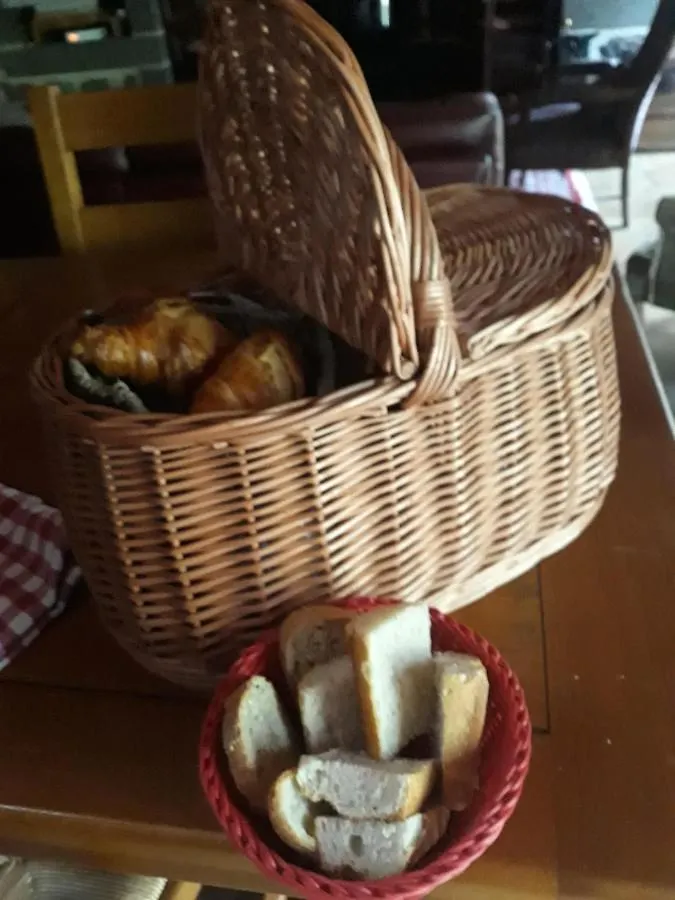 Acabatz De Dintrar Bed & Breakfast Brezons France